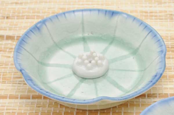 陶器 お香立て 御深井花型香皿